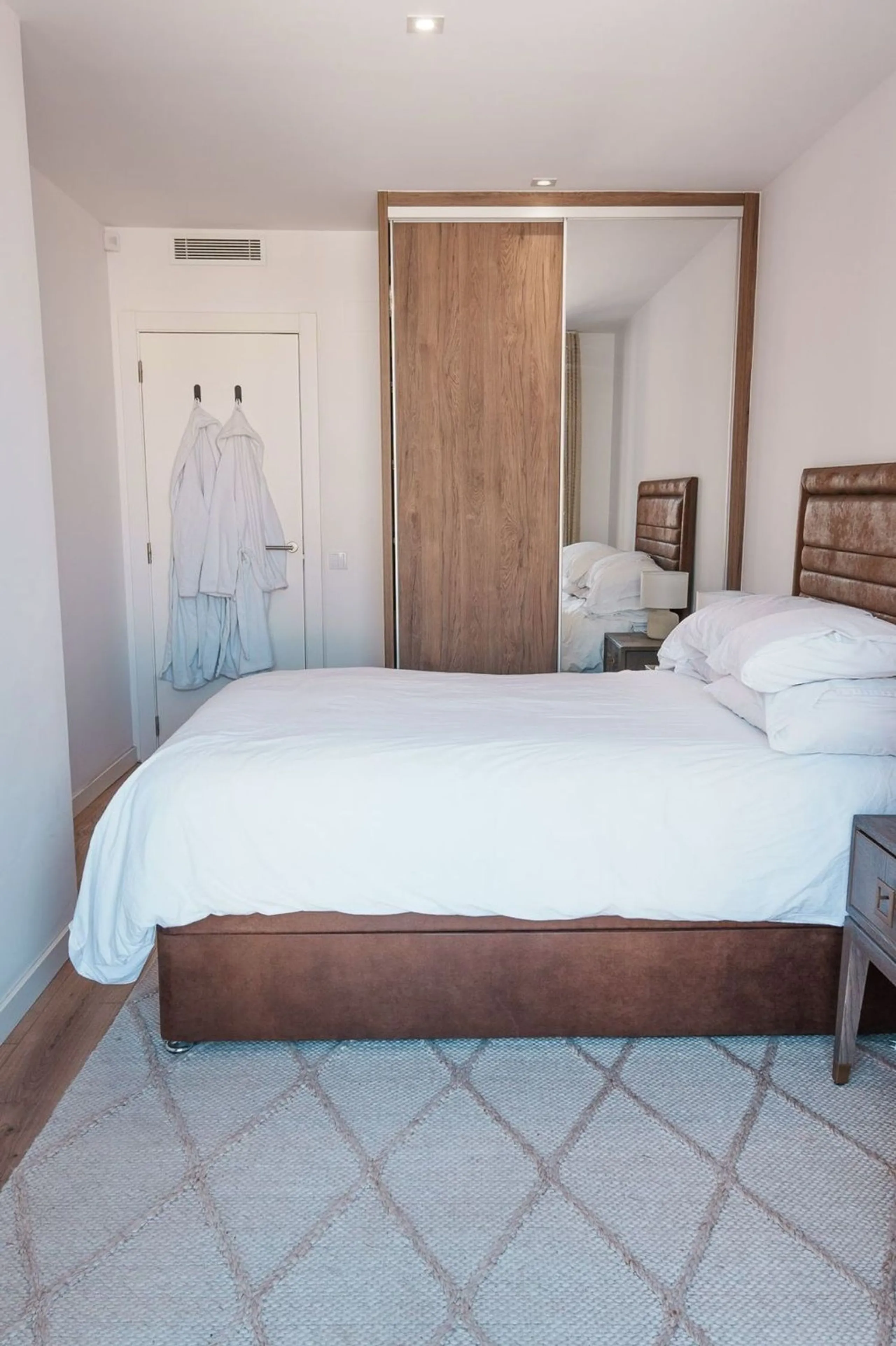 Bright and Spacious Duplex Apartment in Central Barcelona