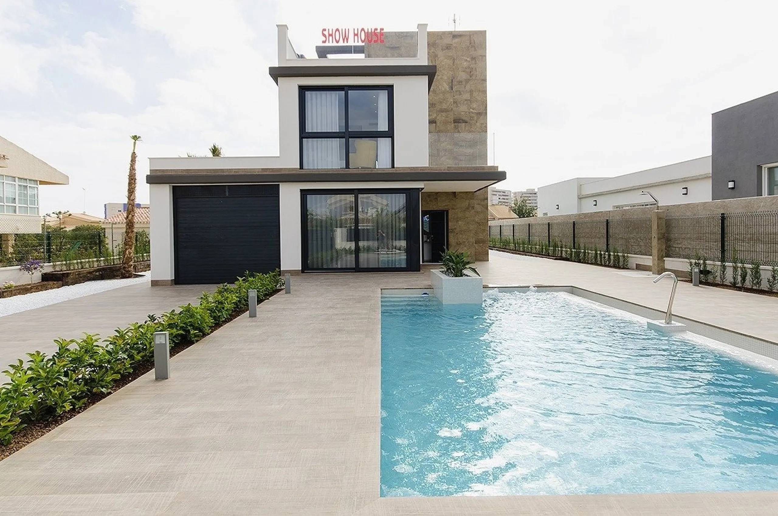 NEW BUILT VILLA IN PLAYA HONDA