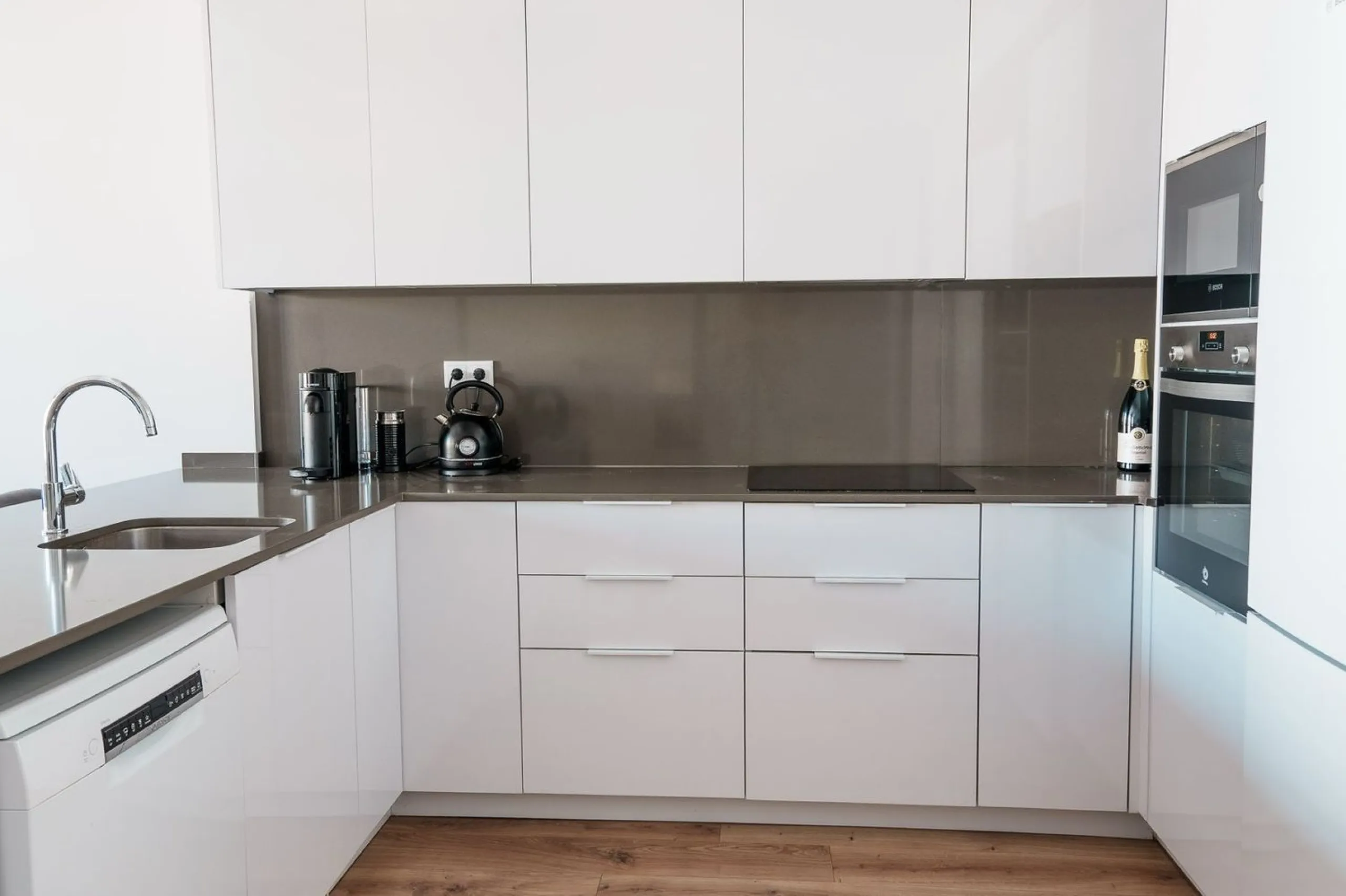 Bright and Spacious Duplex Apartment in Central Barcelona