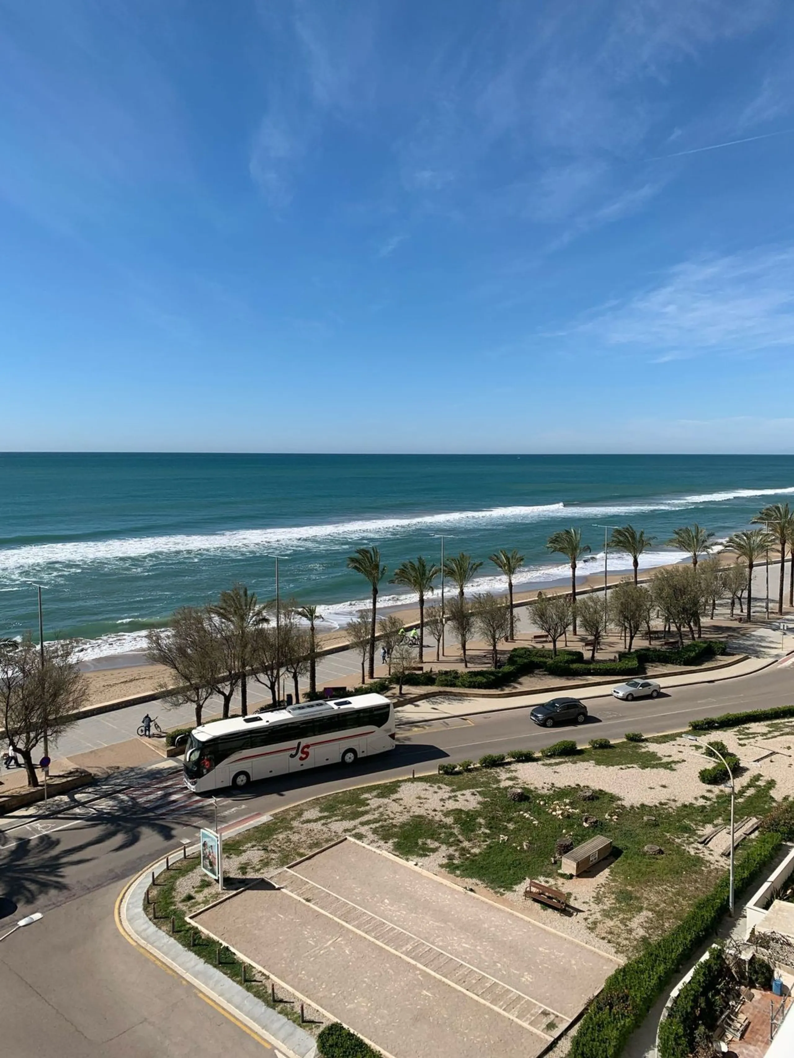 Apartamento luminoso con vistas al mar en El Mas Mel, Calafell