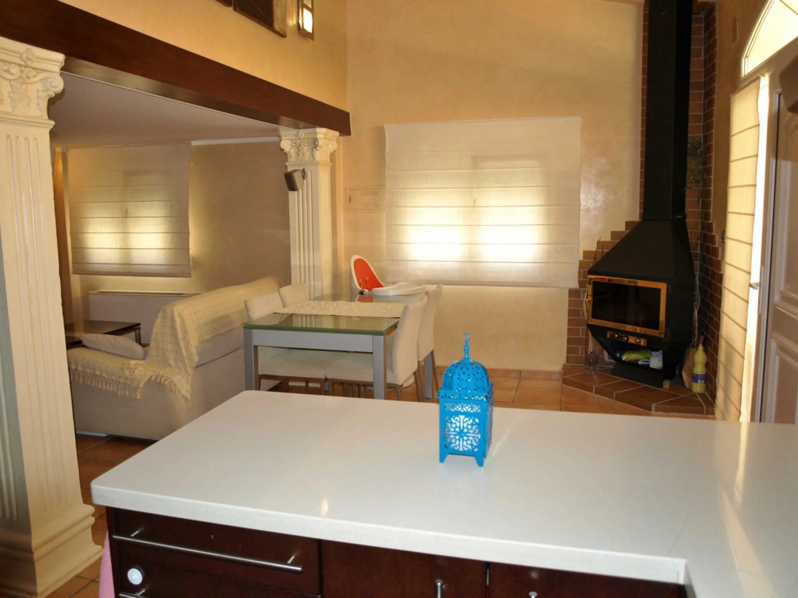 FINCA CON UN CHALET DE LUJO Y DOS ADOSADOS