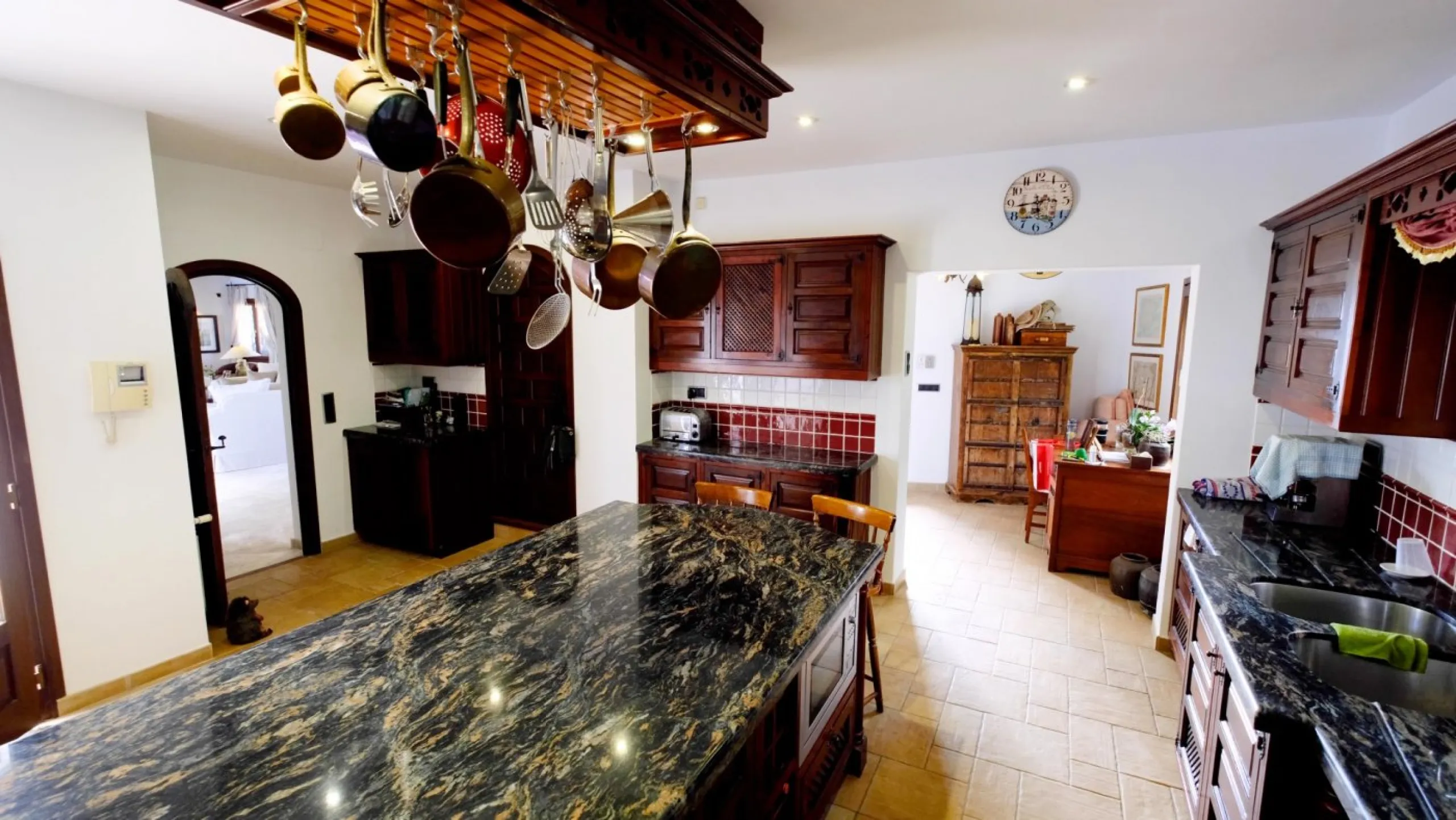 LUXURY HOUSE IN BENISSA