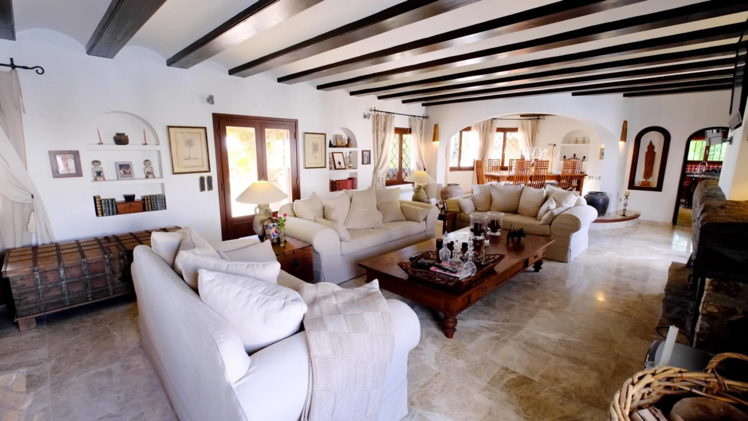LUXURY HOUSE IN BENISSA