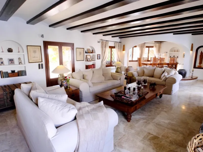 LUXURY HOUSE IN BENISSA