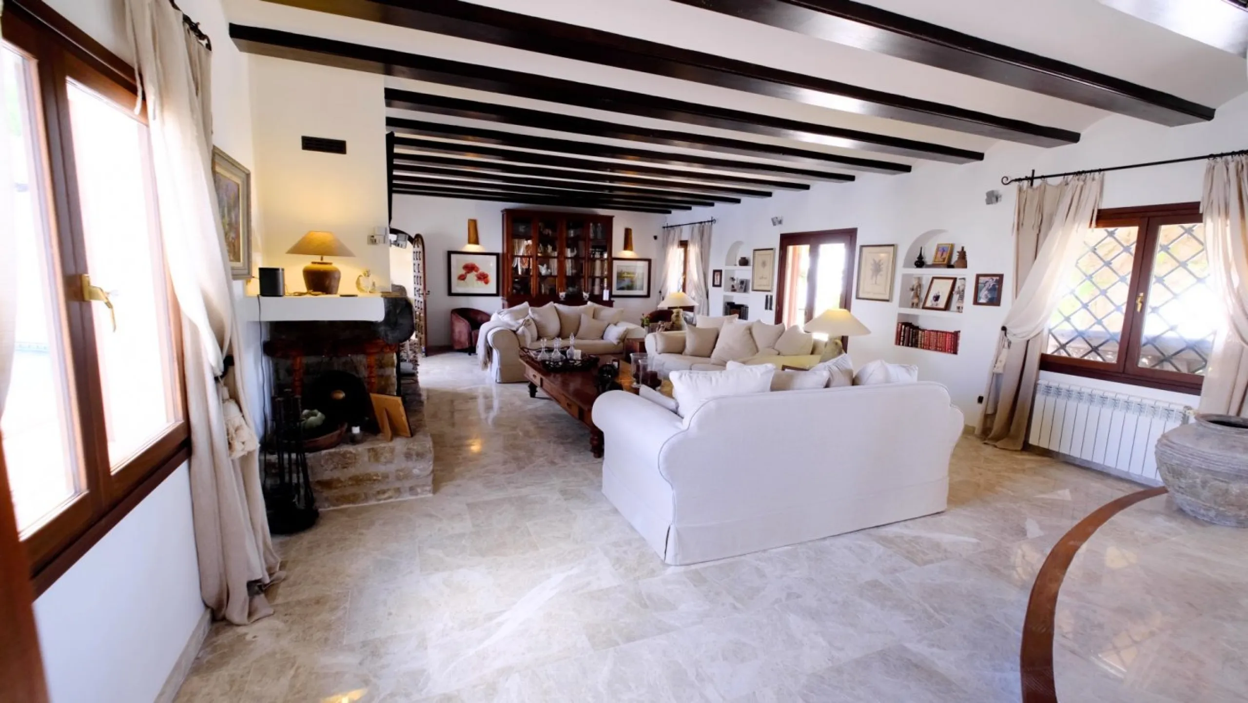 LUXURY HOUSE IN BENISSA