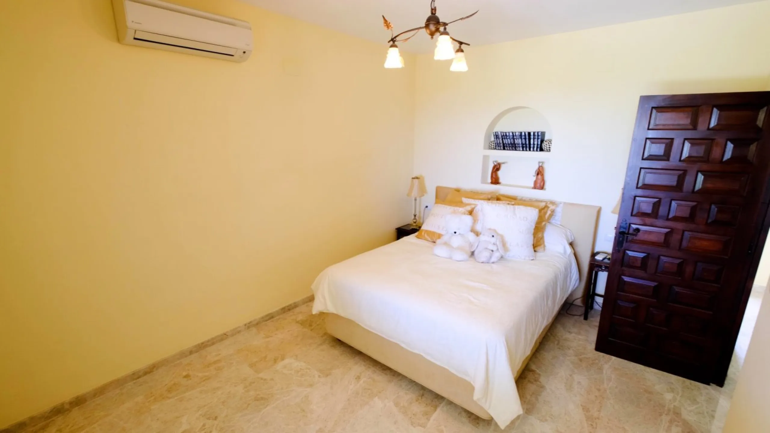LUXURY HOUSE IN BENISSA