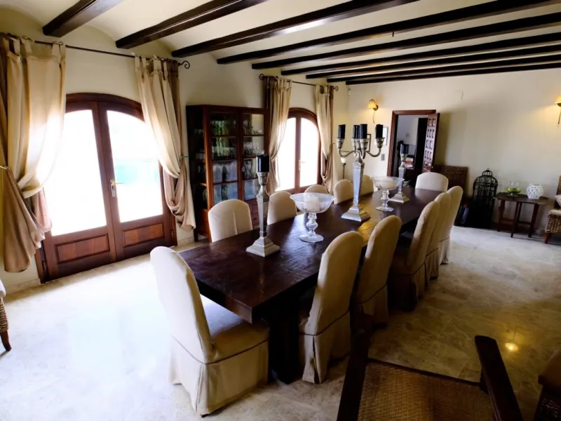 LUXURY HOUSE IN BENISSA