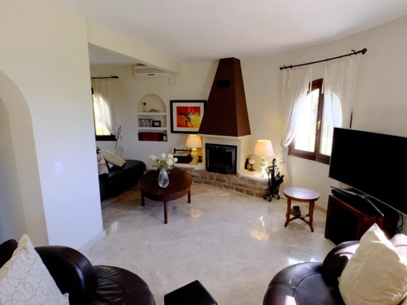 LUXURY HOUSE IN BENISSA