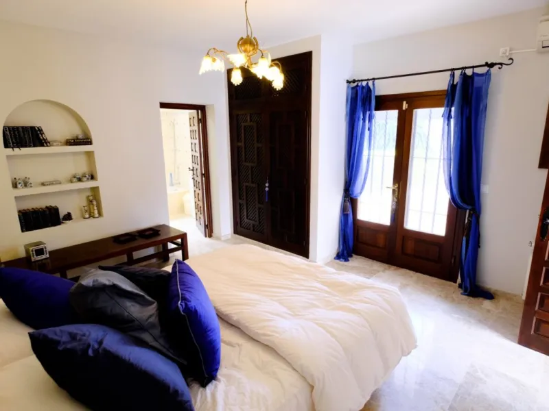 LUXURY HOUSE IN BENISSA