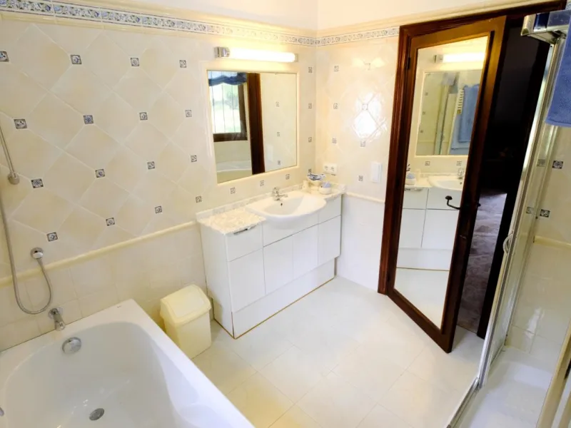 LUXURY HOUSE IN BENISSA