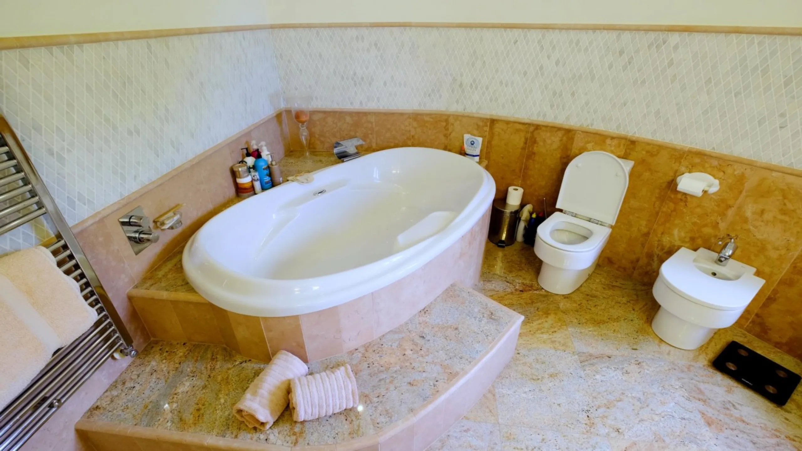 LUXURY HOUSE IN BENISSA