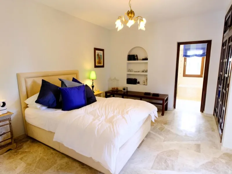 LUXURY HOUSE IN BENISSA