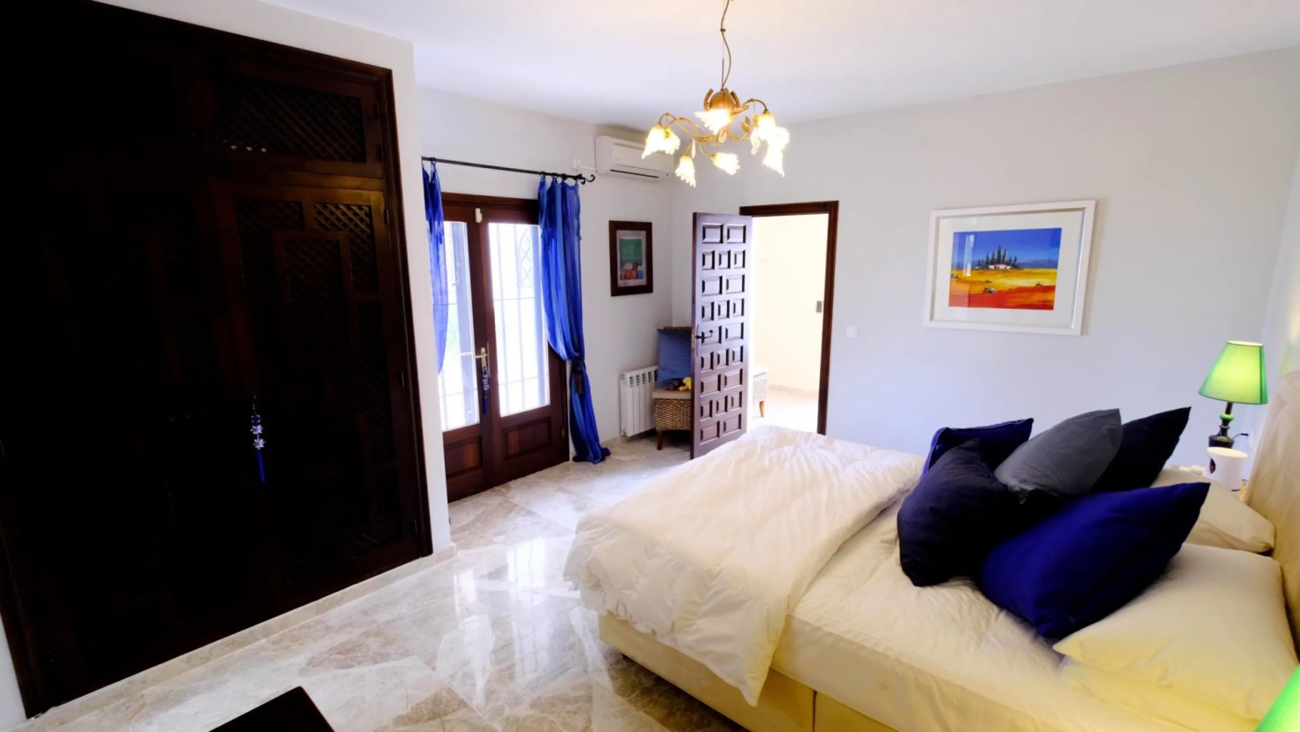 LUXURY HOUSE IN BENISSA