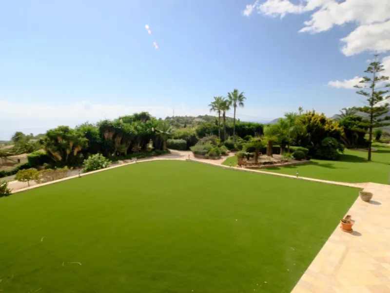 LUXURY HOUSE IN BENISSA