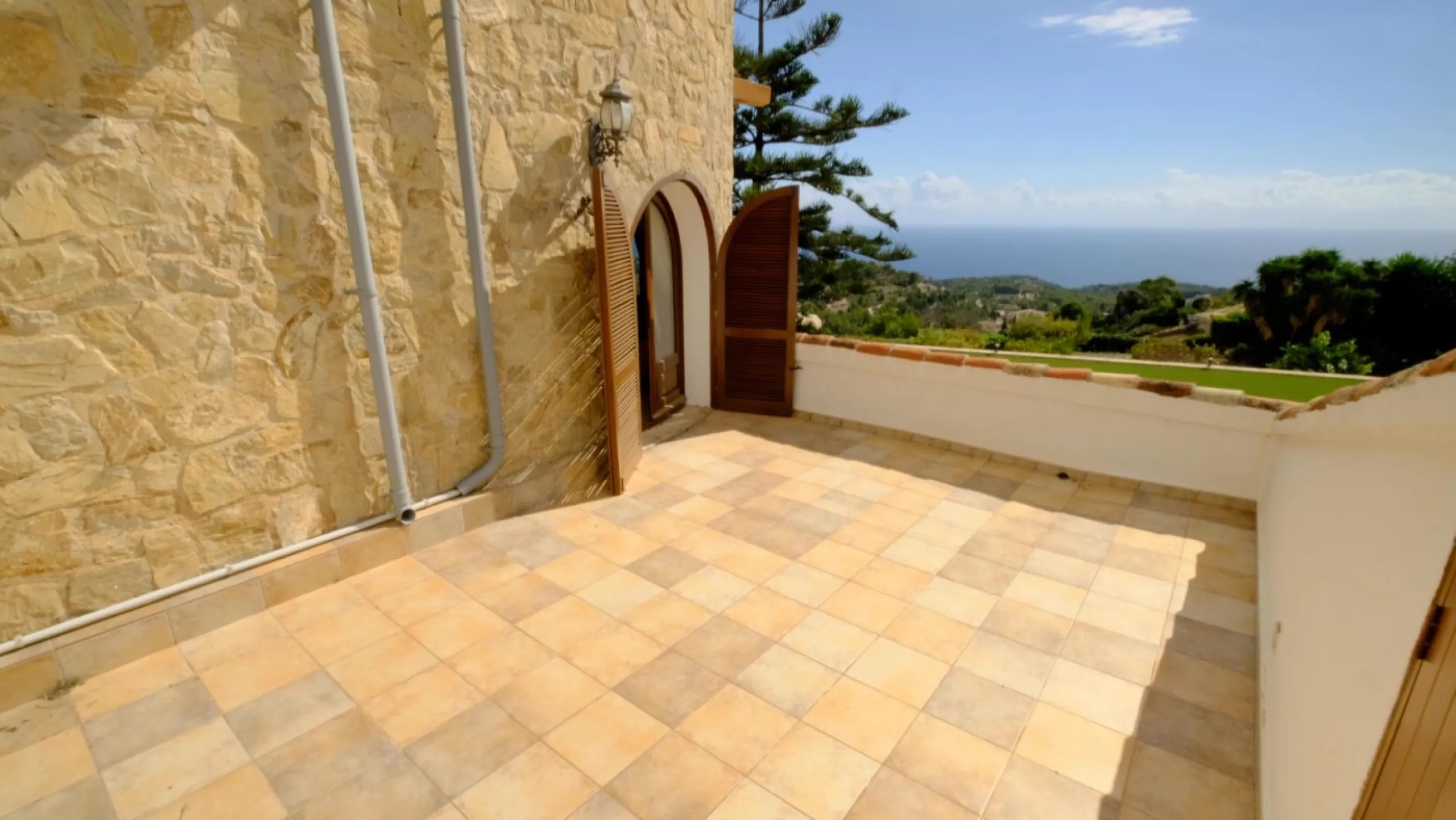 LUXURY HOUSE IN BENISSA
