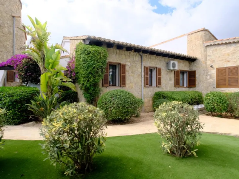 LUXURY HOUSE IN BENISSA