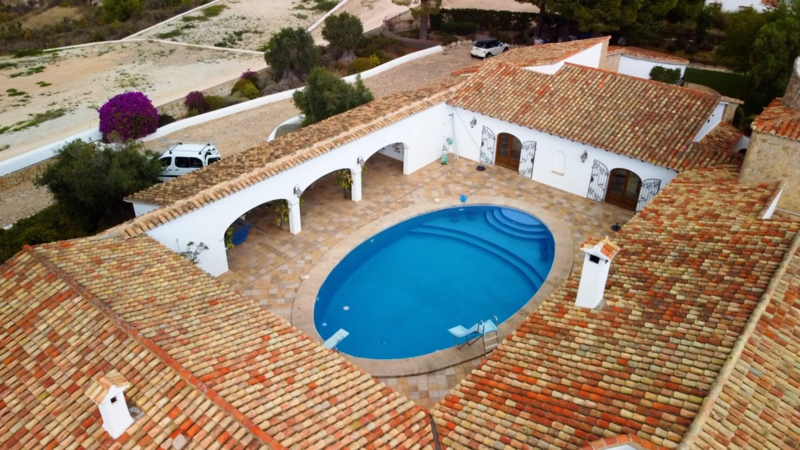 LUXURY HOUSE IN BENISSA
