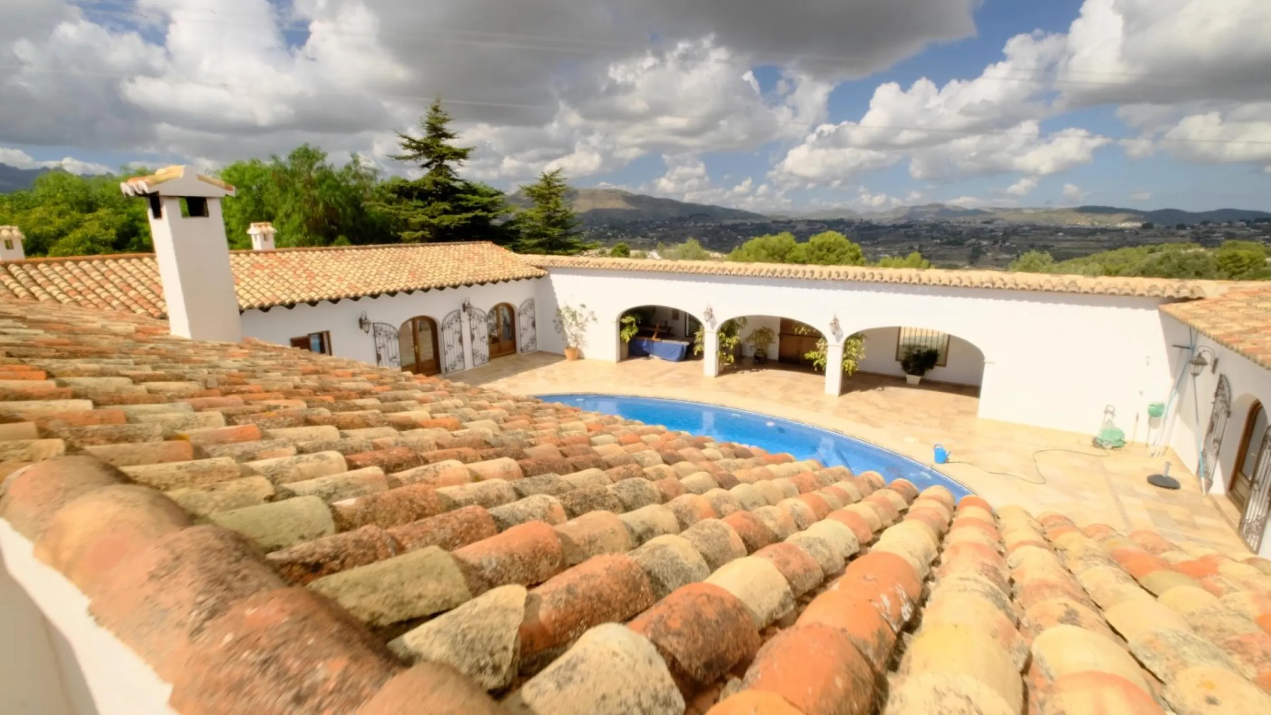 LUXURY HOUSE IN BENISSA