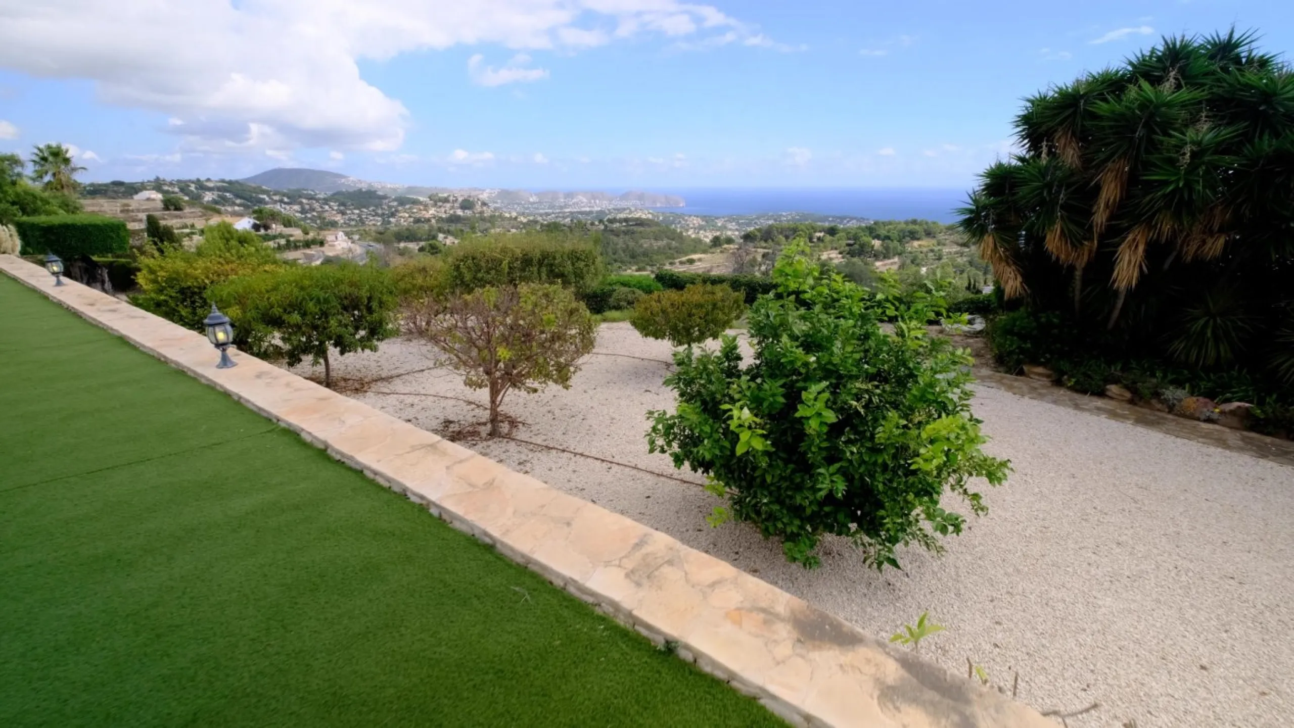 LUXURY HOUSE IN BENISSA
