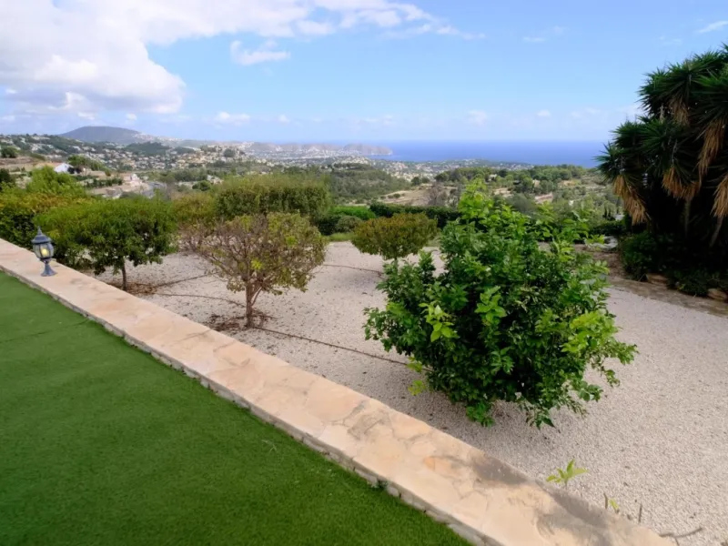 LUXURY HOUSE IN BENISSA