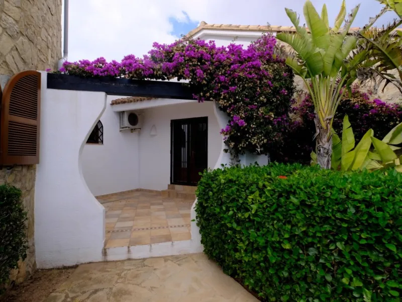 LUXURY HOUSE IN BENISSA