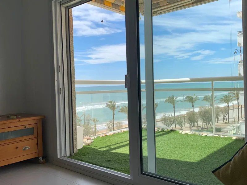 Apartamento luminoso con vistas al mar en El Mas Mel, Calafell