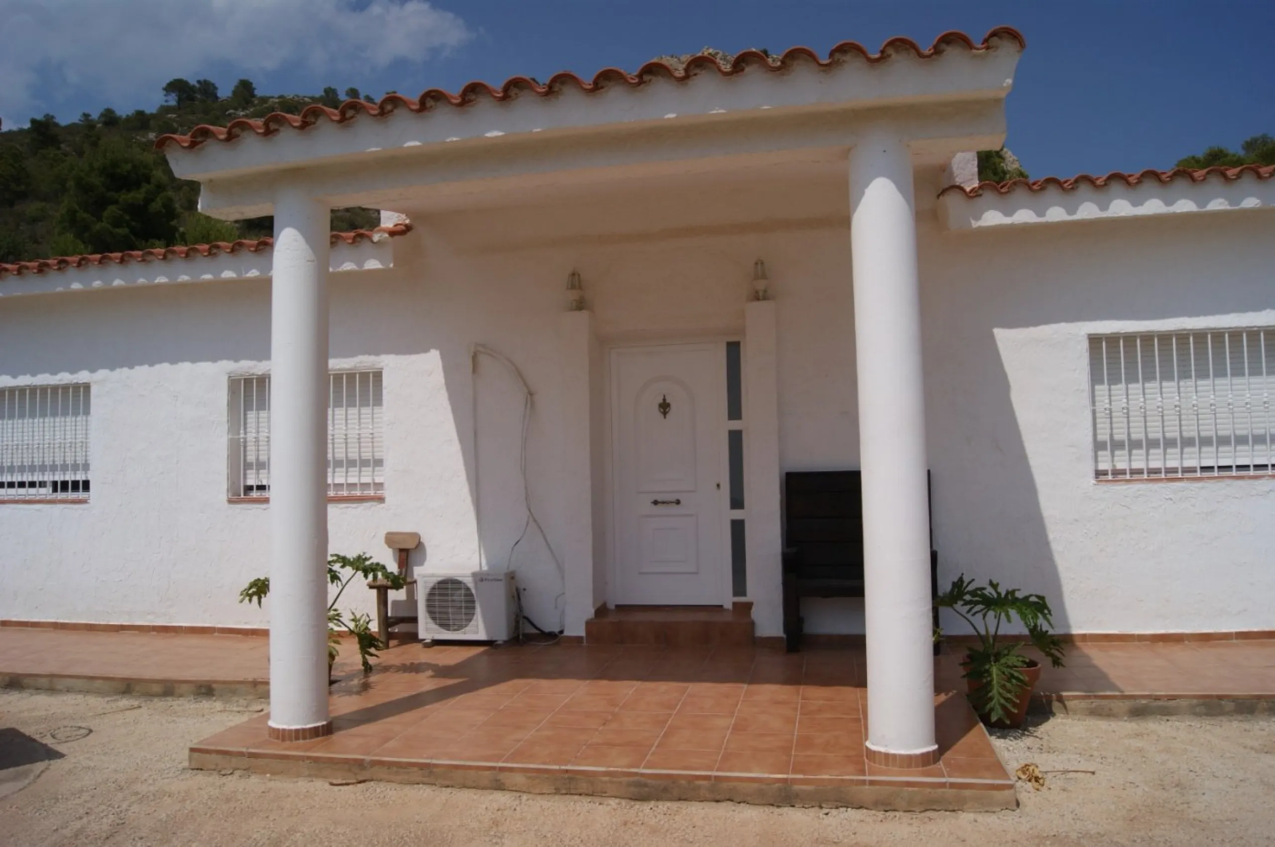 CASA EN LA MONTAÑA EN FINESTRAT