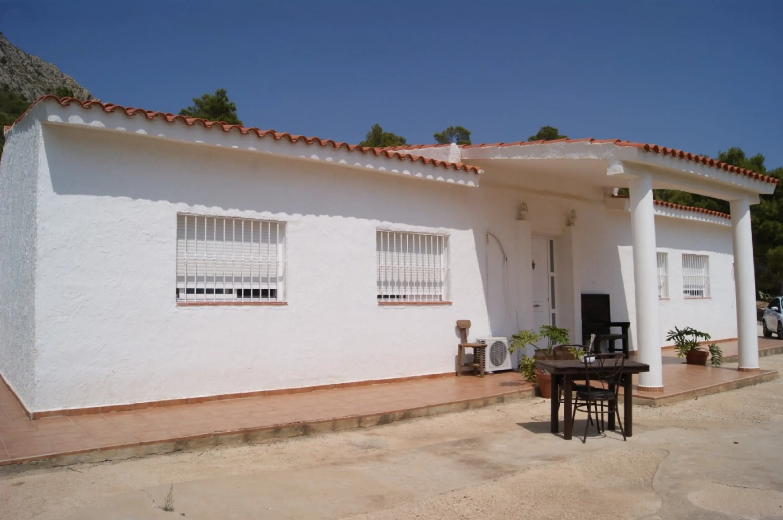 CASA EN LA MONTAÑA EN FINESTRAT