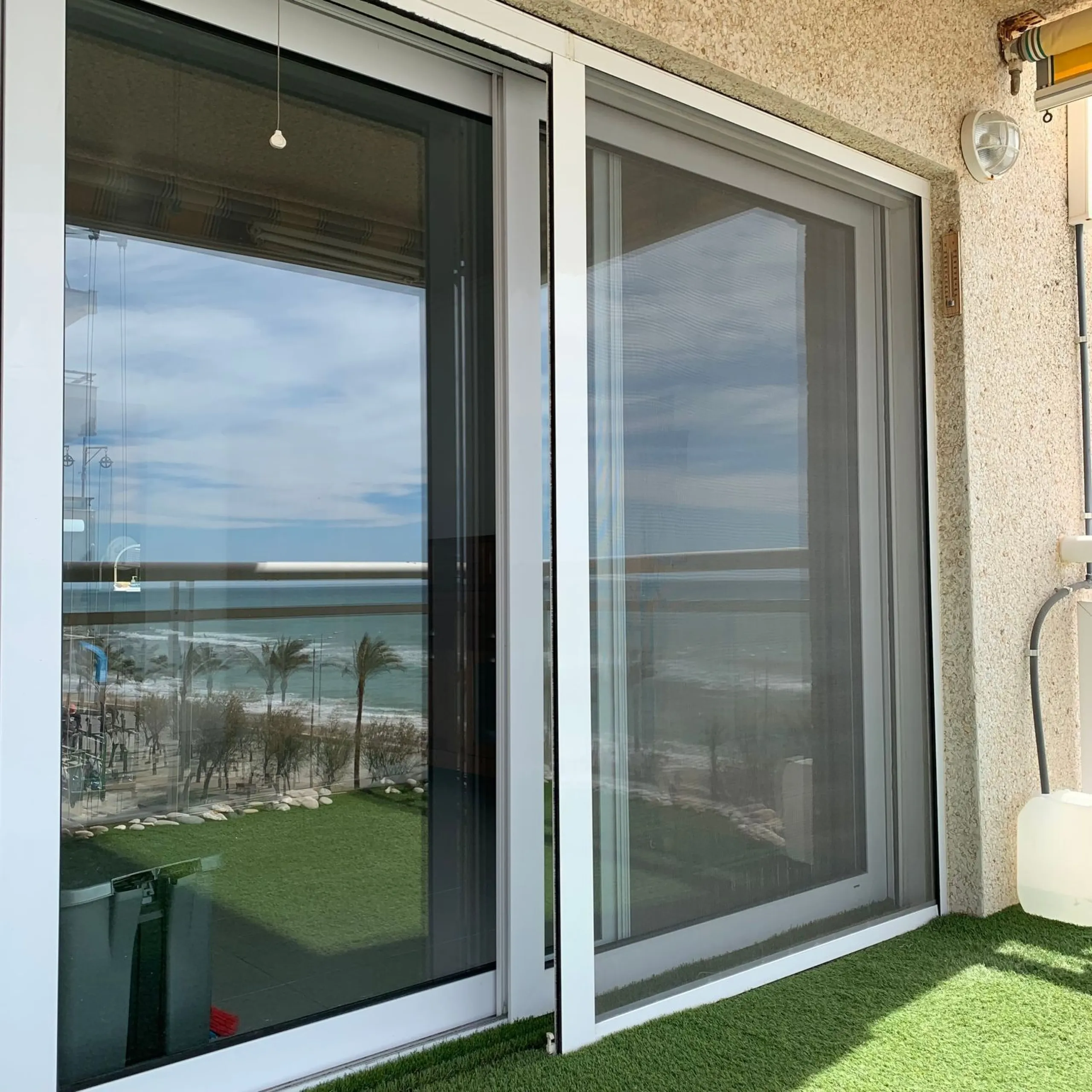 Apartamento luminoso con vistas al mar en El Mas Mel, Calafell