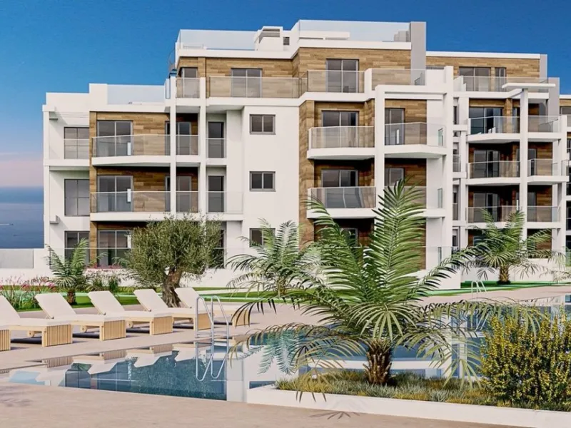 MEDITERRANEAN HOUSING A FEW METERS FROM THE SEA