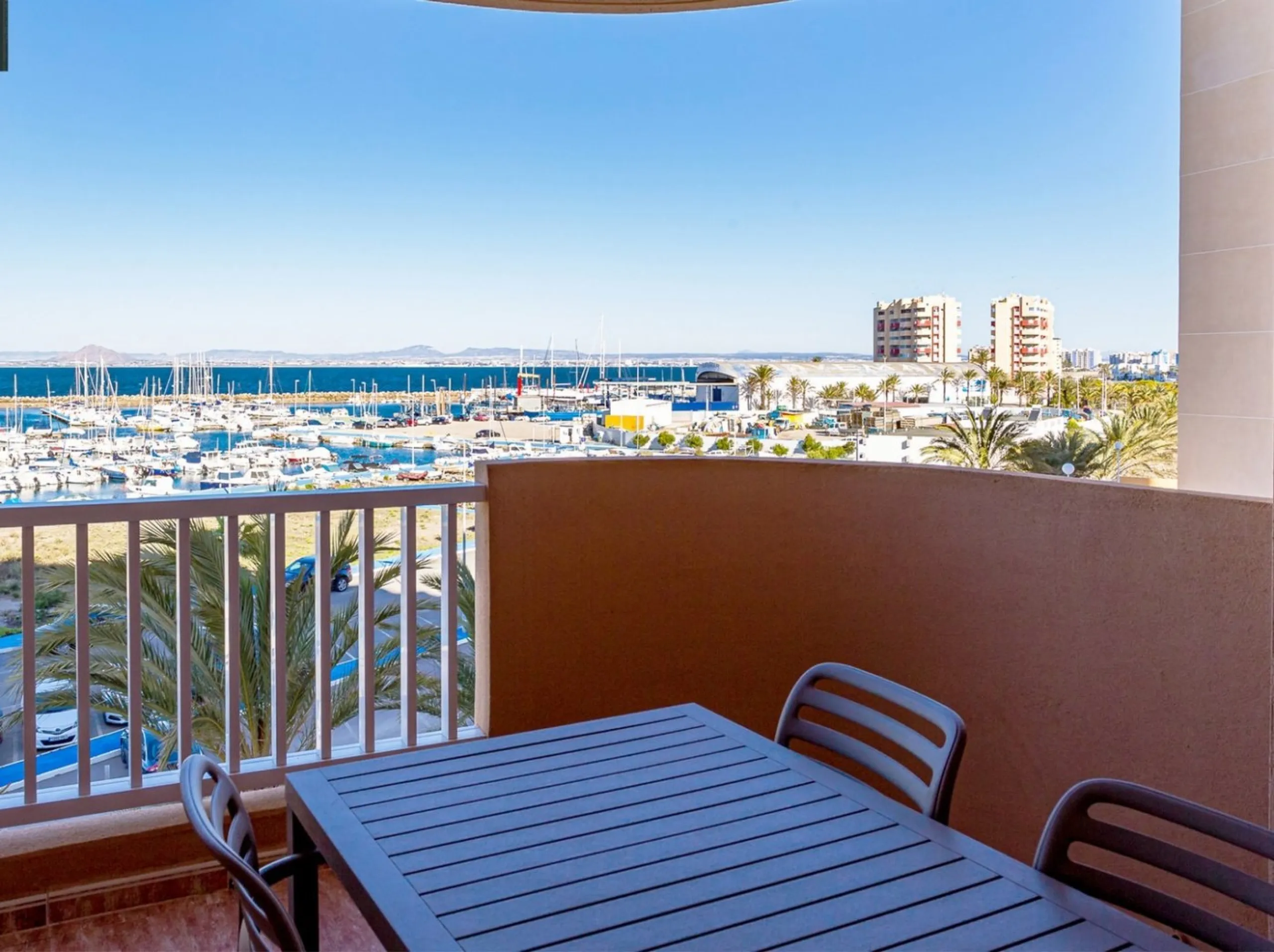 BEAUTIFUL SEA VIEW APARTMENTS IN LA MANGA