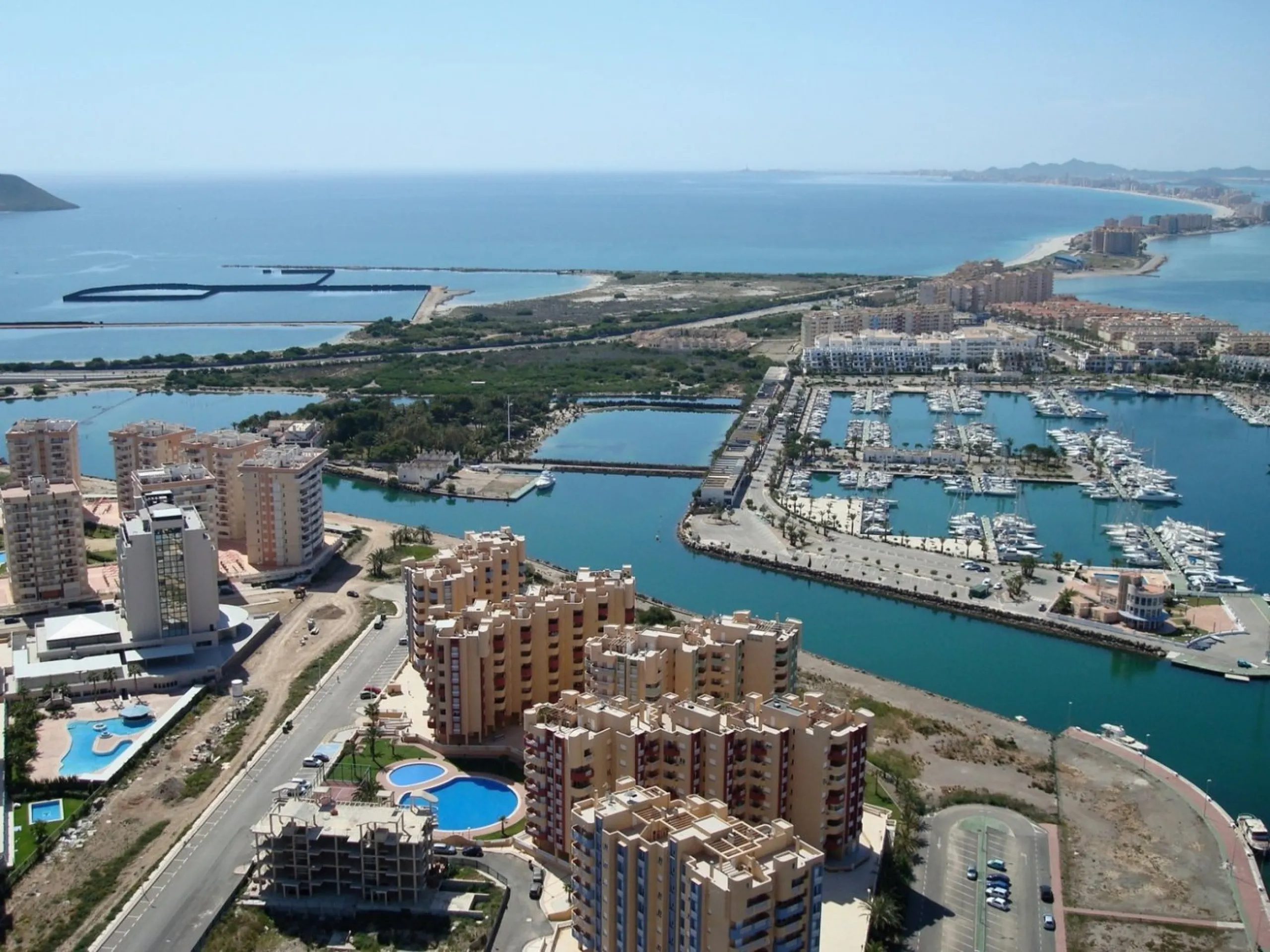 BEAUTIFUL SEA VIEW APARTMENTS IN LA MANGA
