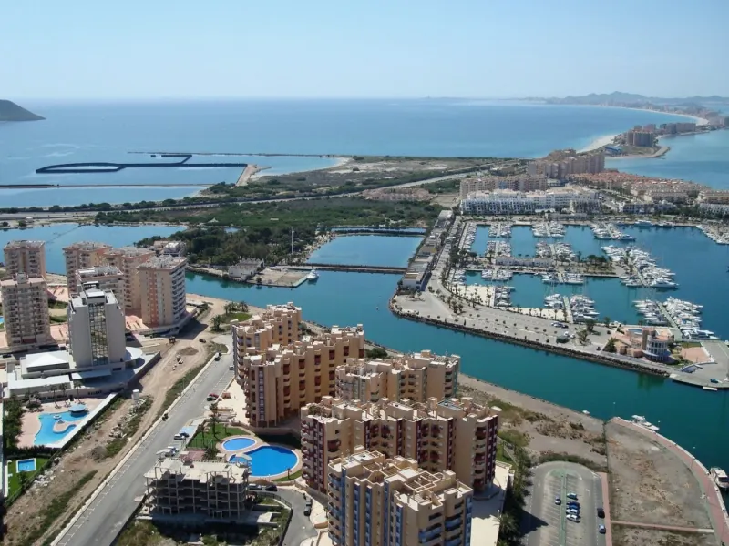 BEAUTIFUL SEA VIEW APARTMENTS IN LA MANGA