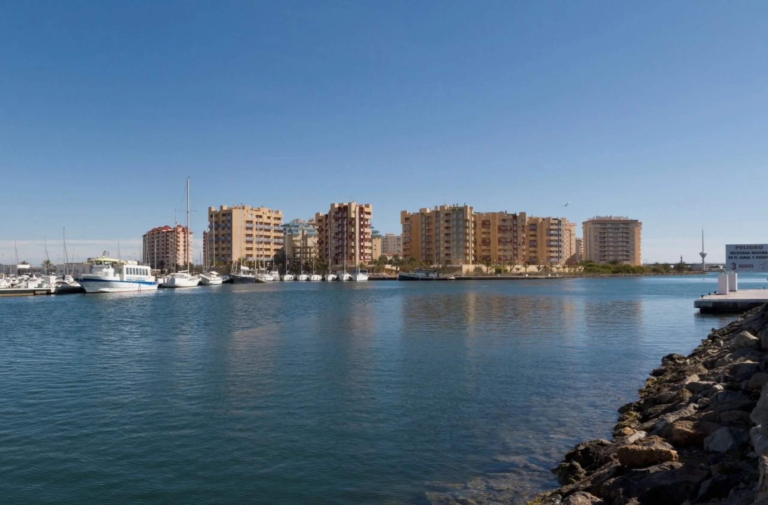 BEAUTIFUL SEA VIEW APARTMENTS IN LA MANGA