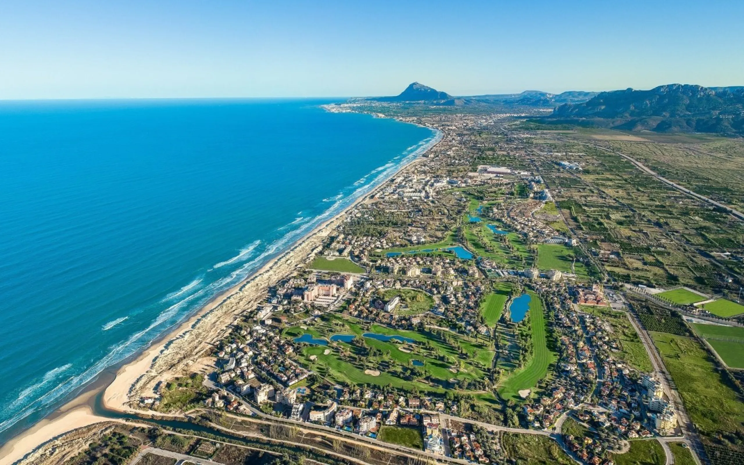 Villa exclusiva en primera línea de la Playa de Rabdells de Oliva