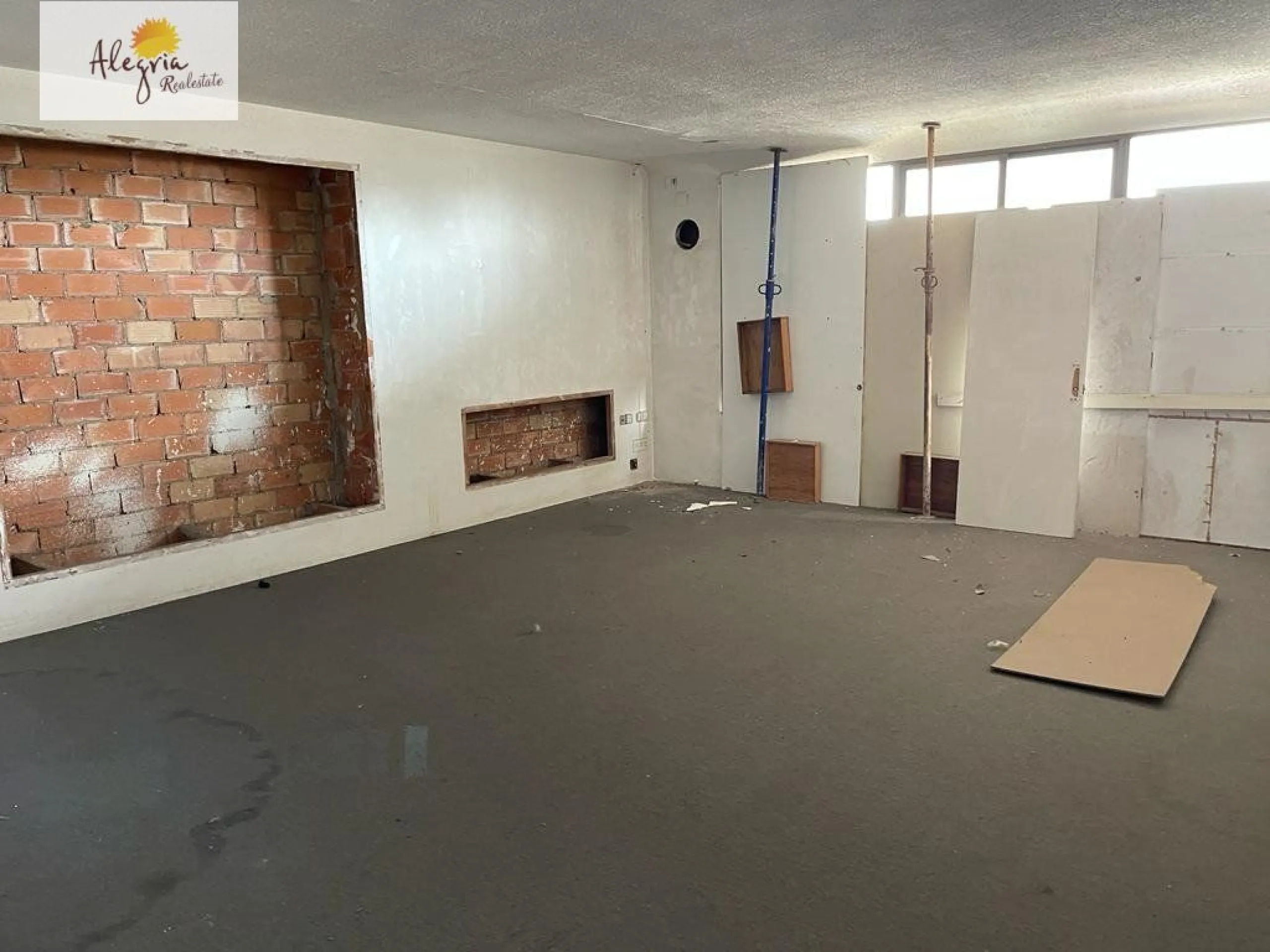 Building for sale with project to rehabilitate in Gandia