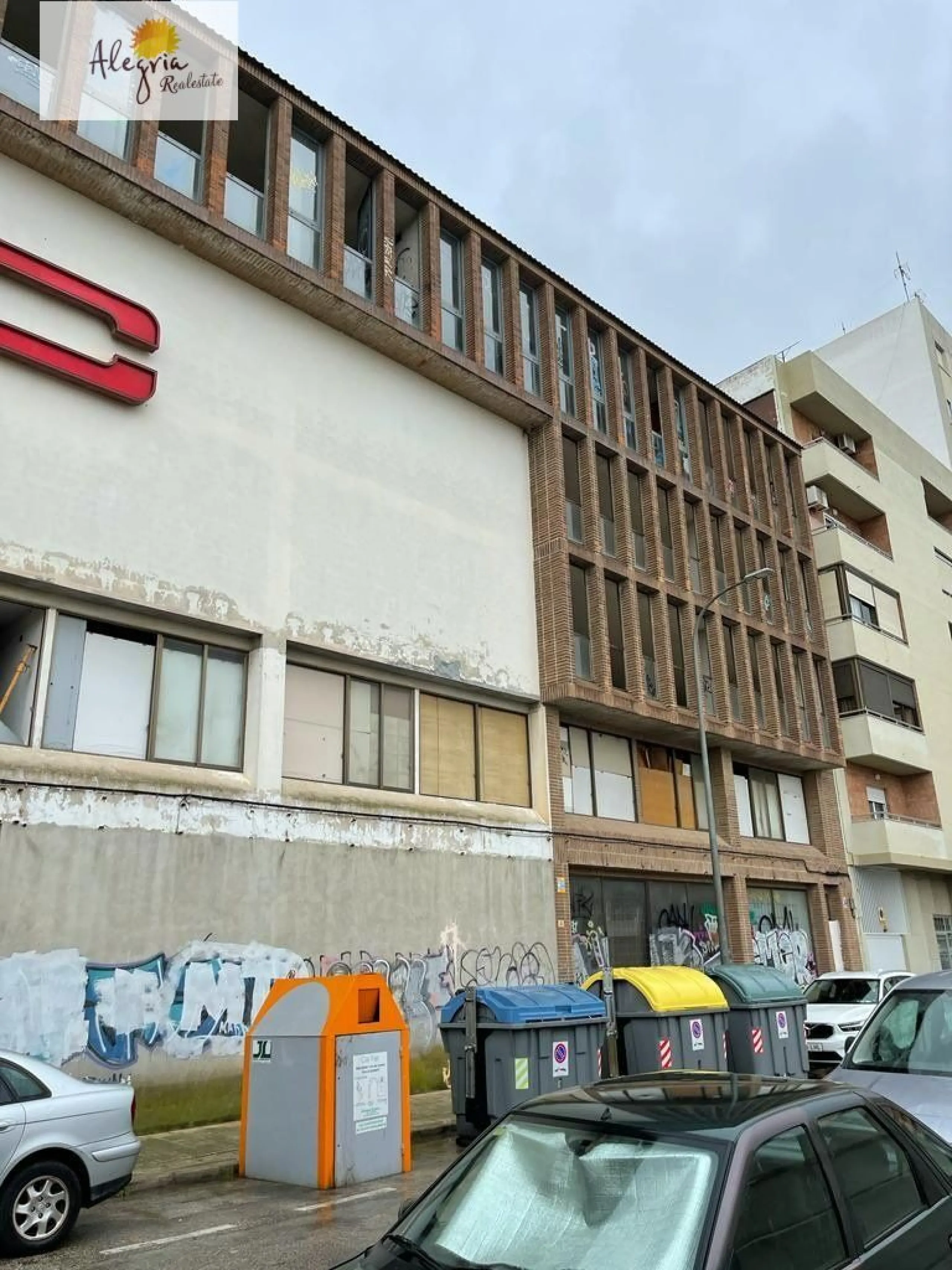 Building for sale with project to rehabilitate in Gandia