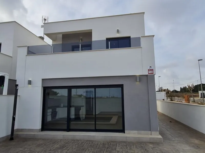 NEW BUILD VILLAS IN ORIHUELA COSTA