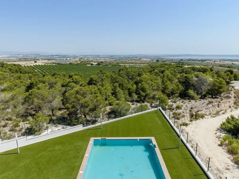 BUNGALOWS DE NUEVA CONSTRUCCIÓN EN SAN MIGUEL DE SALINAS