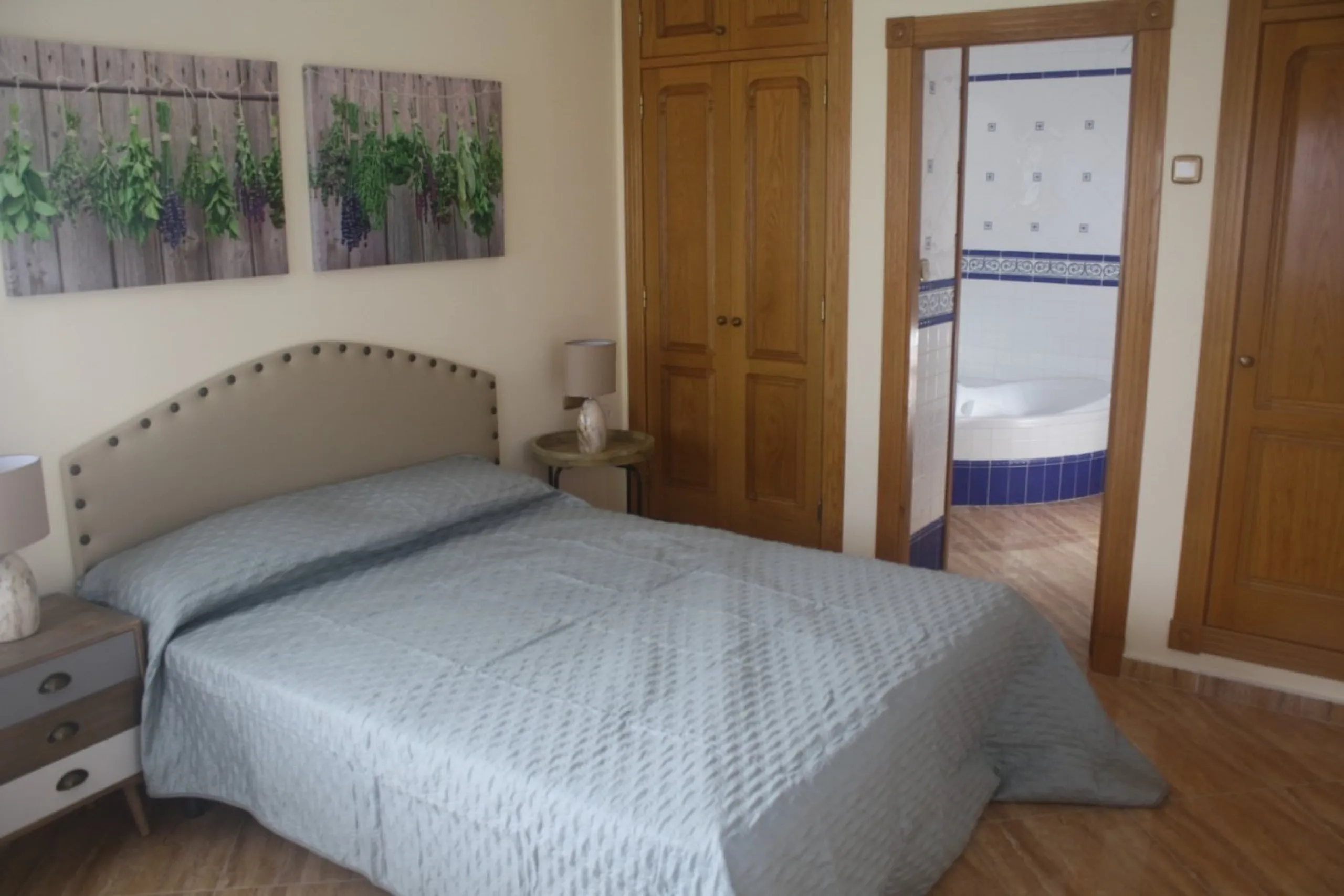 BEAUTIFUL VILLA IN LOS ALTOS, TORREVIEJA