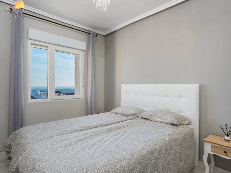 Ático único de 170m2 con vistas panorámicas en Ciudad Quesada!
