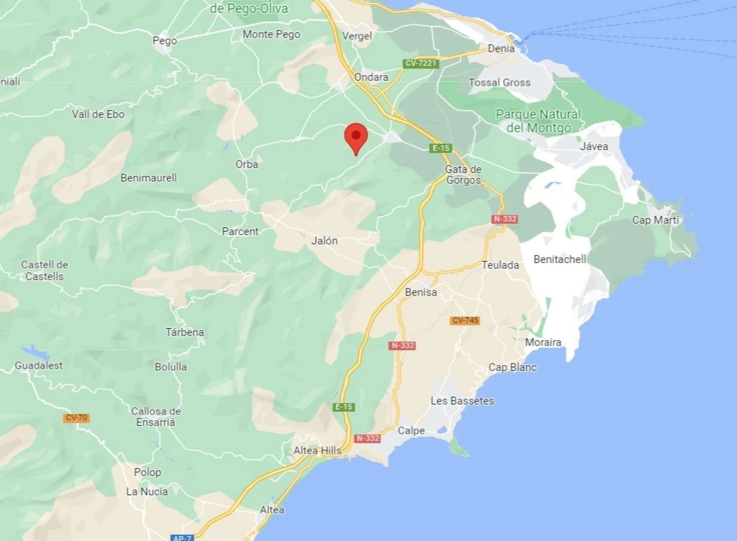 Villa de diseño en Urbanización Solana II a solo 10 km de Denia