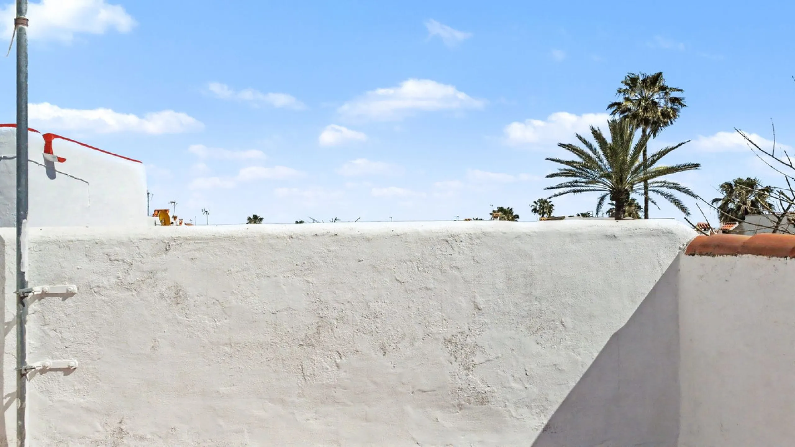Strandnahes Reihenhaus in Casares Costa | Tourismuslizenz inklusive
