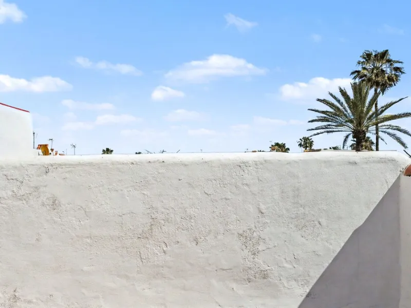Strandnahes Reihenhaus in Casares Costa | Tourismuslizenz inklusive