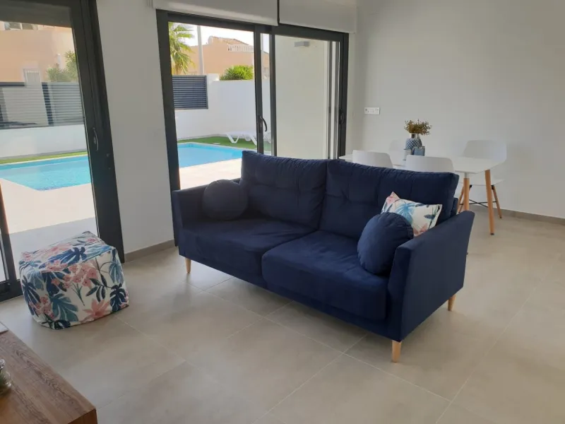 NEW BUILD VILLAS IN PINAR DE CAMPOVERDE