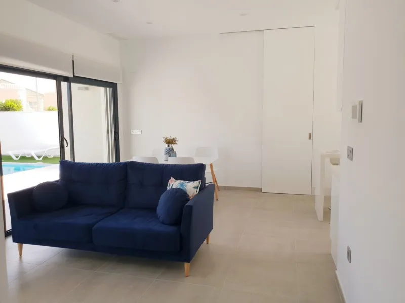 NEW BUILD VILLAS IN PINAR DE CAMPOVERDE