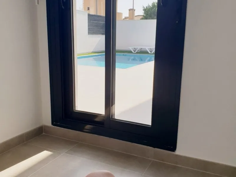 NEW BUILD VILLAS IN PINAR DE CAMPOVERDE