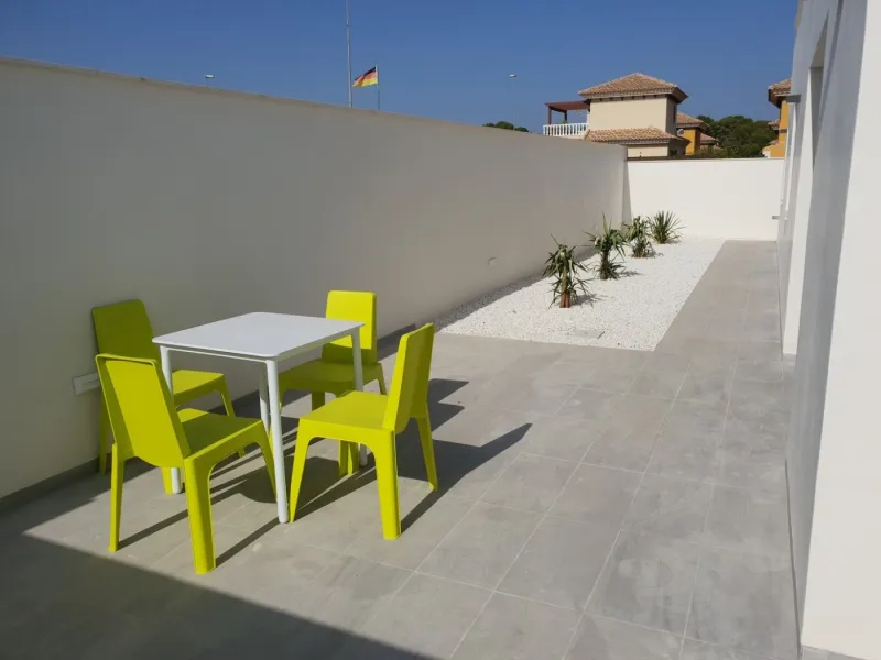 NEW BUILD VILLAS IN PINAR DE CAMPOVERDE