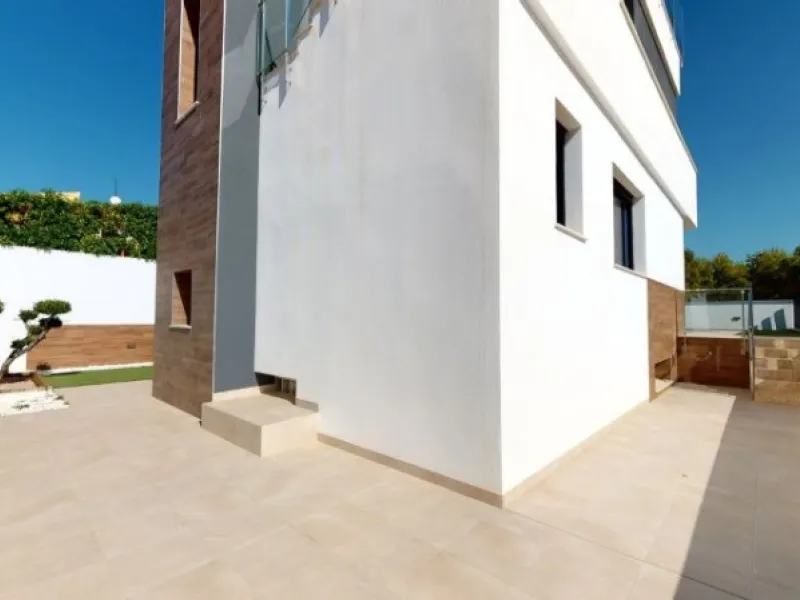 VILLAS DE OBRA NUEVA EN LA NUCIA