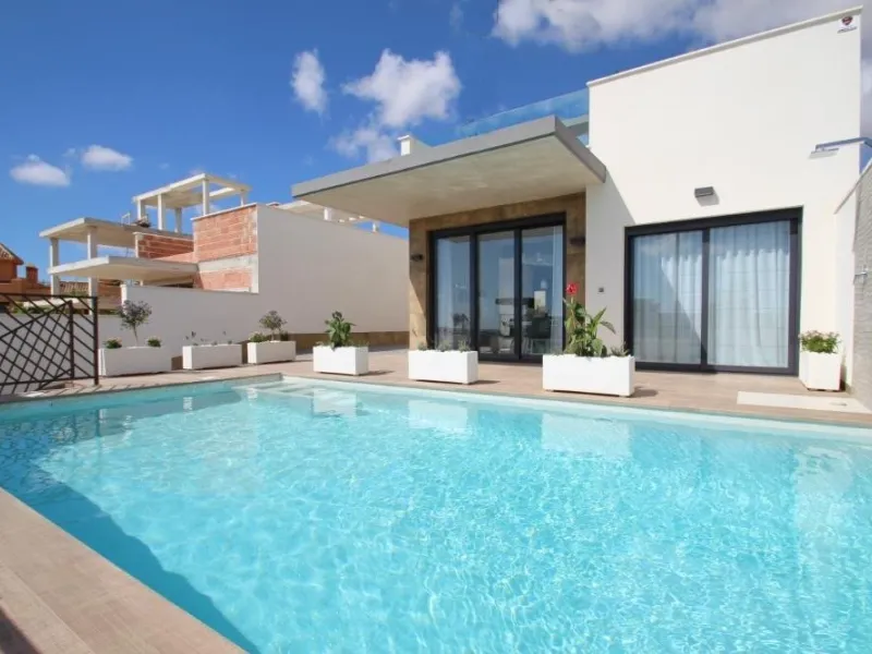 NEW BUILD RESIDENTIAL OF VILLAS IN SAN MIGUEL DE SALINAS